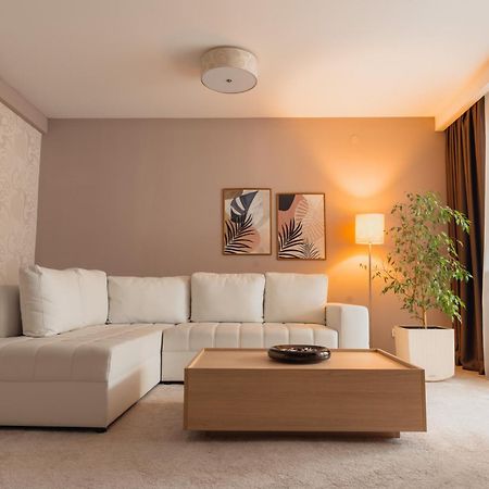 Garden City Hotel Коніц Екстер'єр фото