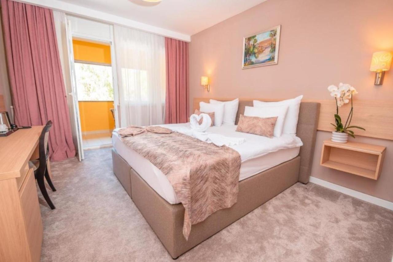 Garden City Hotel Коніц Екстер'єр фото