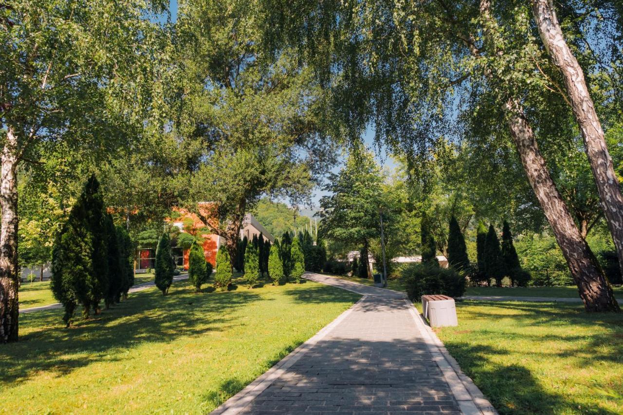 Garden City Hotel Коніц Екстер'єр фото