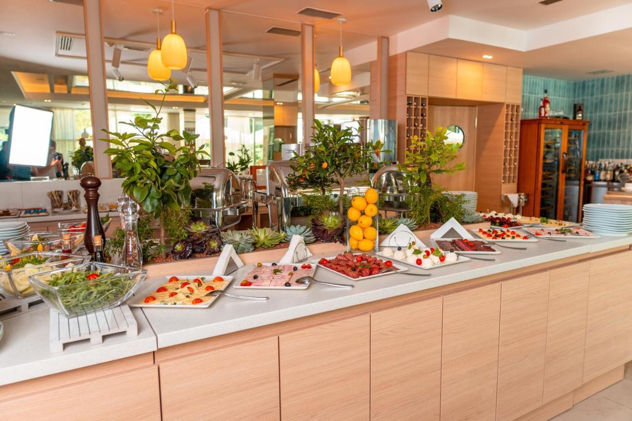 Garden City Hotel Коніц Екстер'єр фото