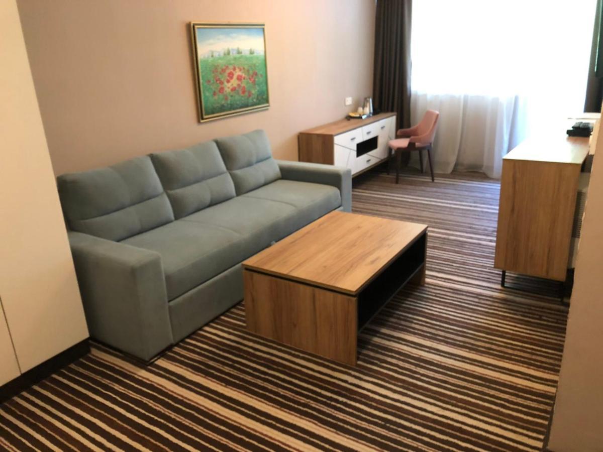 Garden City Hotel Коніц Екстер'єр фото